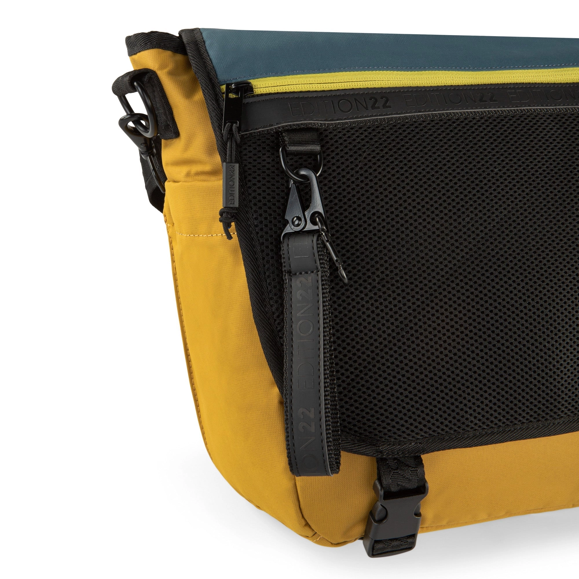 Edition22 Journey Messenger Bag *Drop Ship*