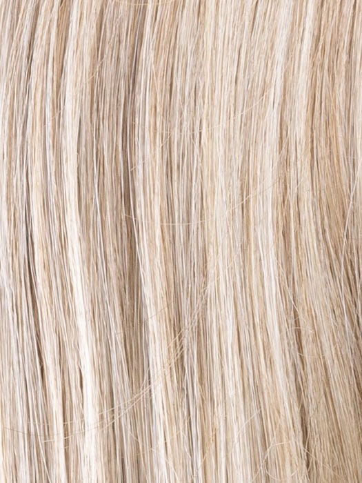 Savelli | Synthetic Lace Front Wig (Mono Part)
